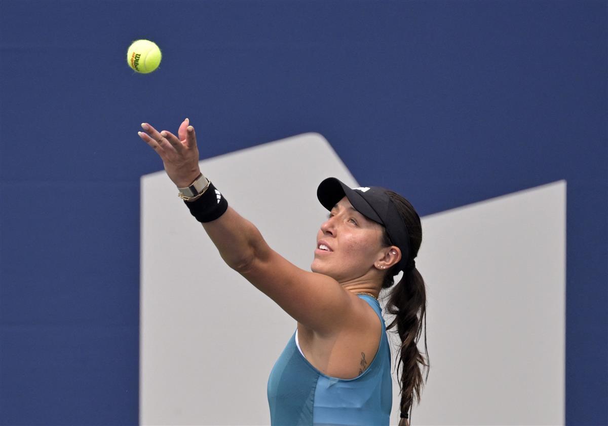 女排联赛中 女排联赛中